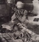Bhagat Puran Singh offering the last Ardas (prayer for the soul to rest in peace) for an abandoned patient